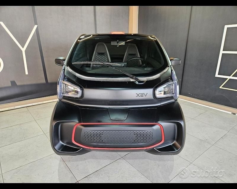 Usata XEV Yoyo 7 kW (10 CV) 2022 Nero Utilitaria