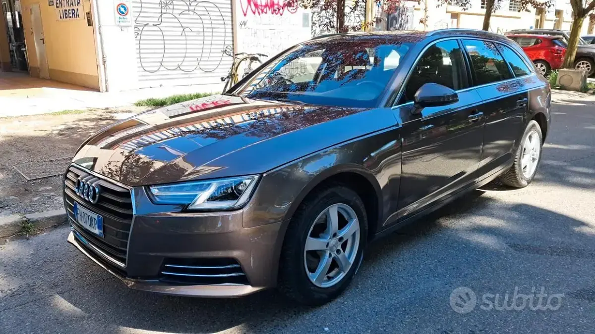 Usata Audi A4 Business 150 CV (110 kW) 2017 Marrone Station wagon