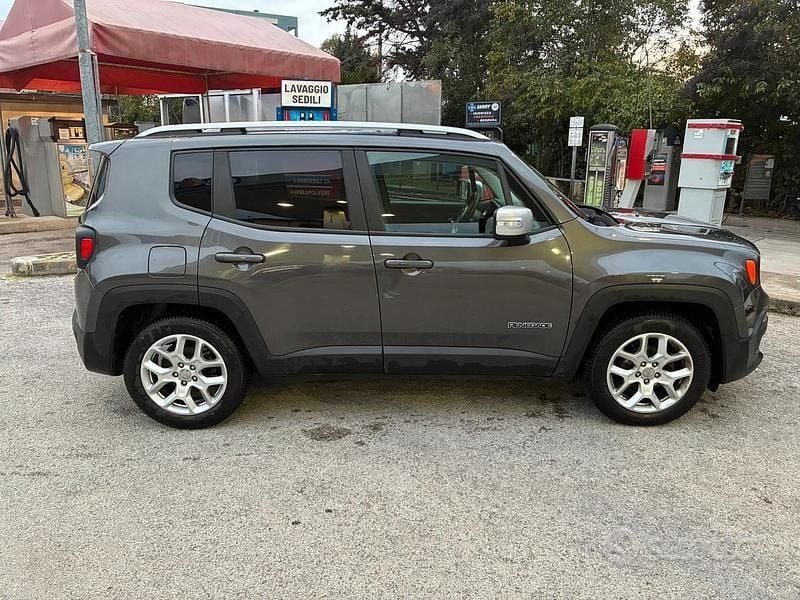 Usata Jeep Renegade Limited 120 CV (88 kW) 2017 SUV