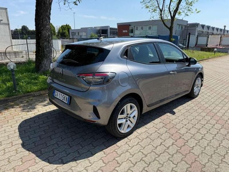 Usata Renault Clio V Evolution 67 CV (49 kW) 2024 Grigio scuro Berlina