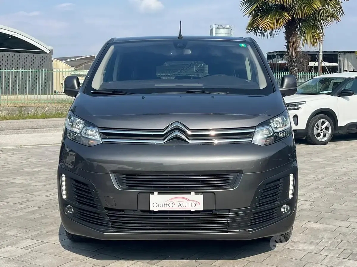 Begagnad Citroën Spacetourer Business Class 144 HK (105 kW) 2021 Grå Minibuss