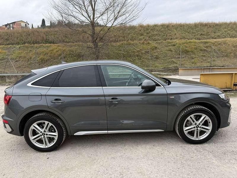 Usata Audi Q5 Sportback S-Line 204 CV (150 kW) 2021 Grigio SUV
