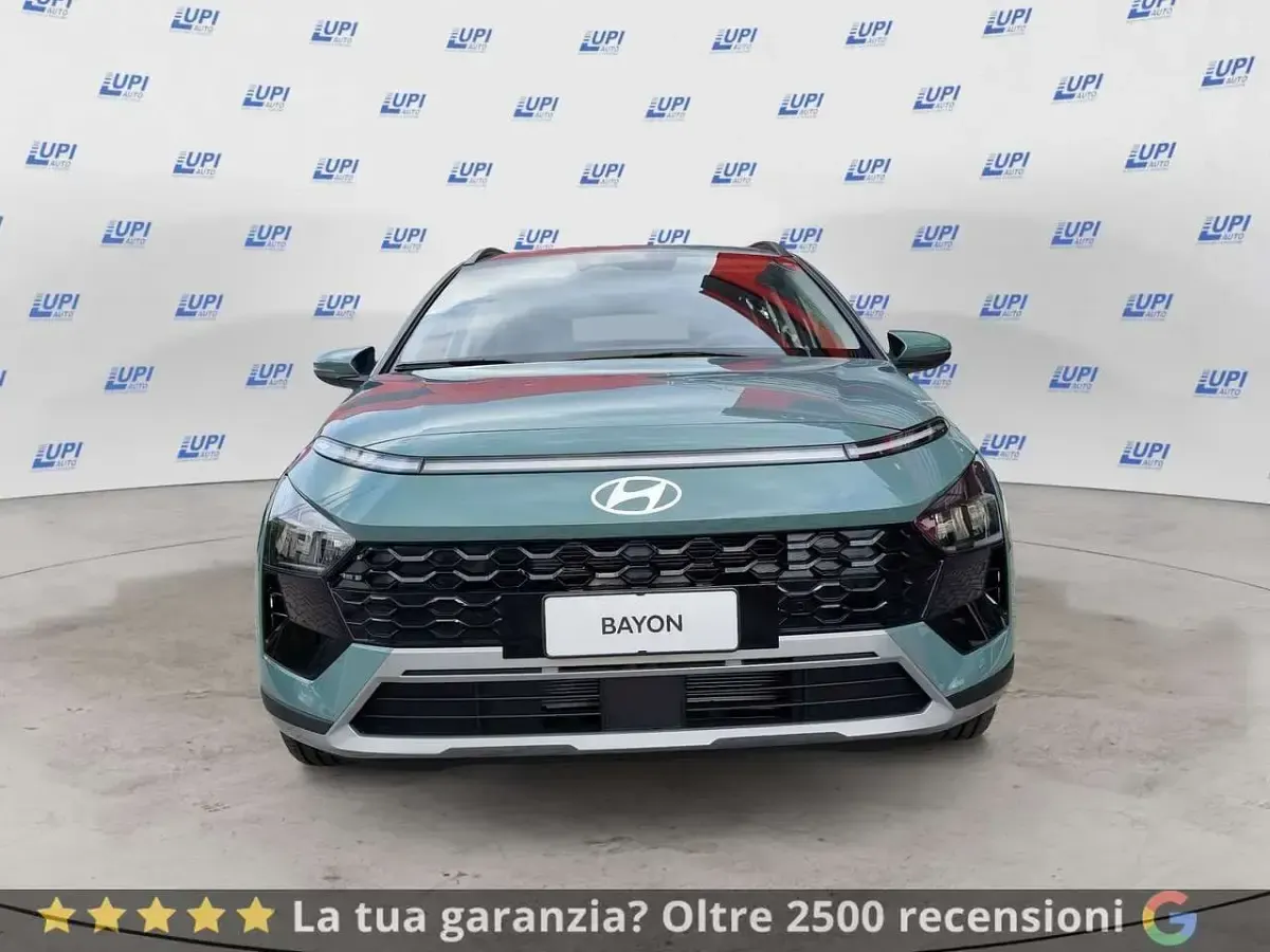 Nuova Hyundai Bayon 90 CV (66 kW) 2025 Verde SUV