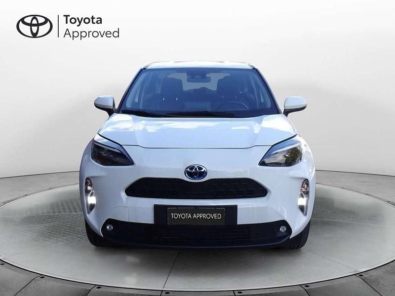 Usata Toyota Yaris Cross Active 116 CV (85 kW) 2021 Bianco SUV