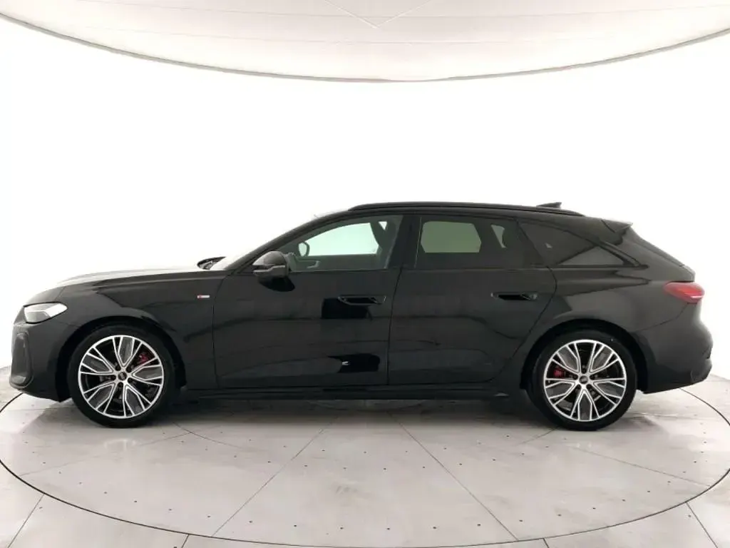 Nuova Audi A5 S-Line 203 CV (149 kW) 2025 Grigio Station wagon