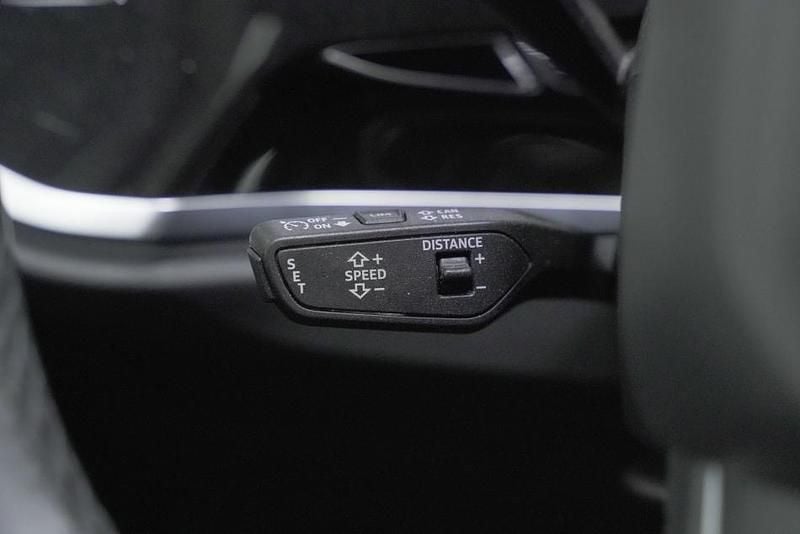 Begagnad Audi Q3 Advanced Plus 150 HK (110 kW) 2024 Svart SUV