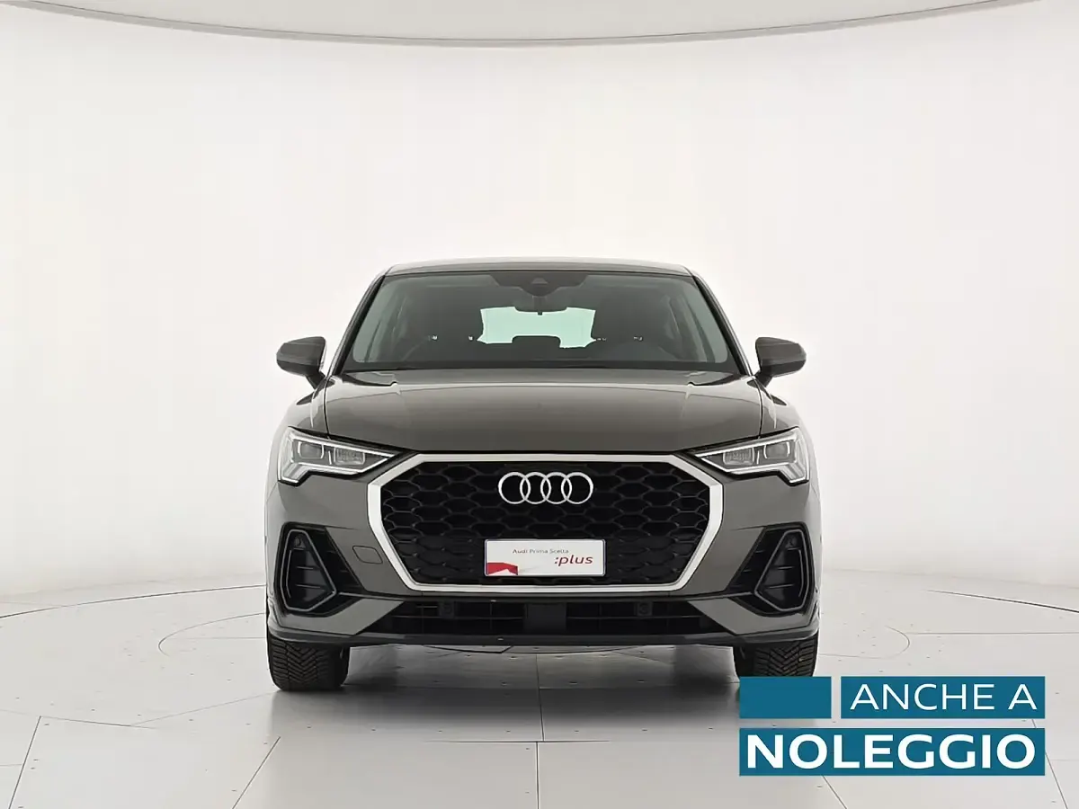 Usata Audi Q3 Sportback Business Plus 150 CV (110 kW) 2023 Grigio SUV