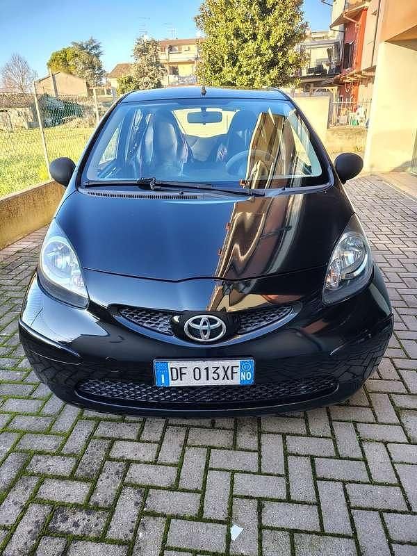 Usata Toyota Aygo 68 CV (50 kW) 2007 Utilitaria