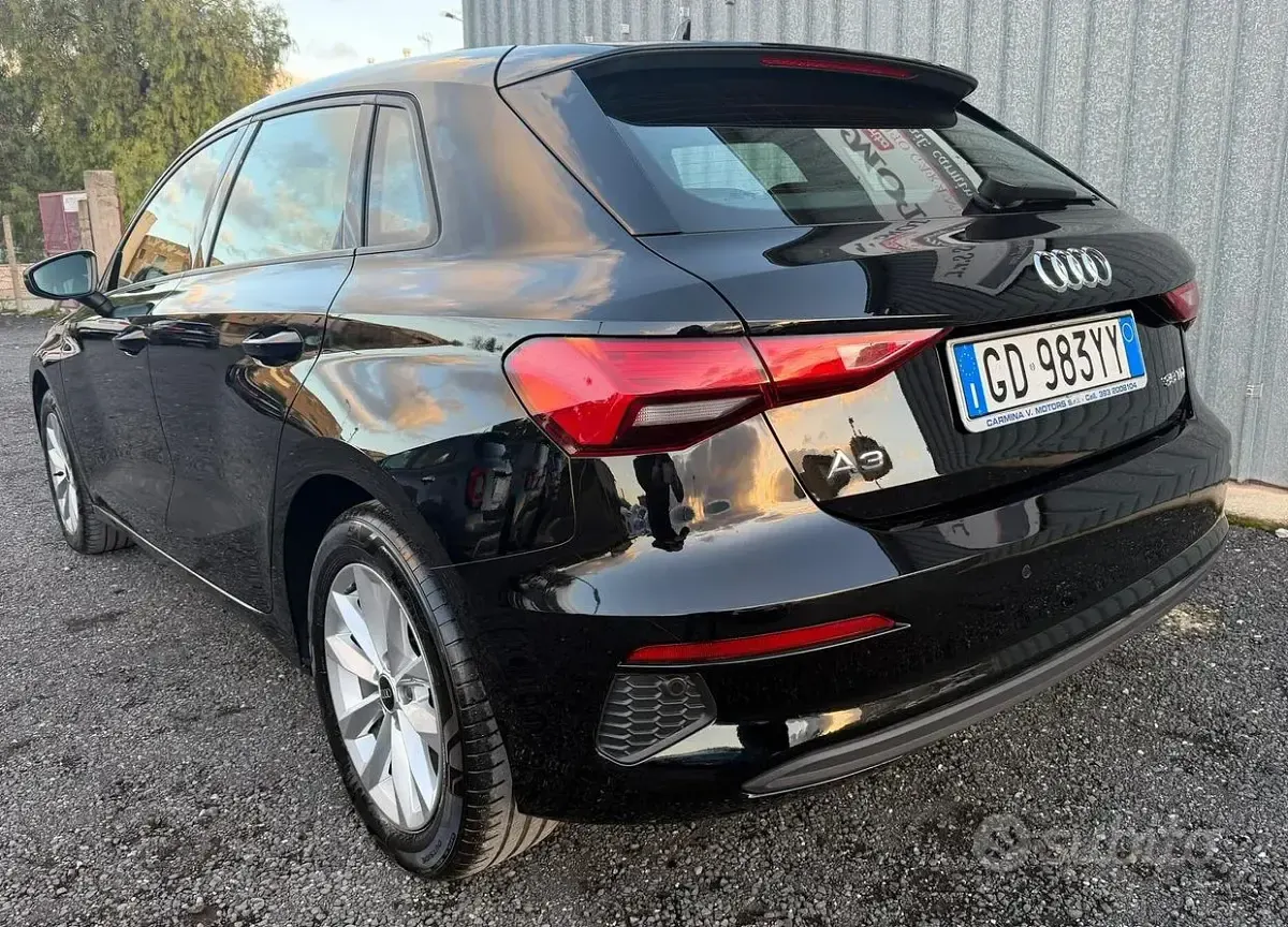 Usata Audi A3 Business 150 CV (110 kW) 2021 Nero Berlina