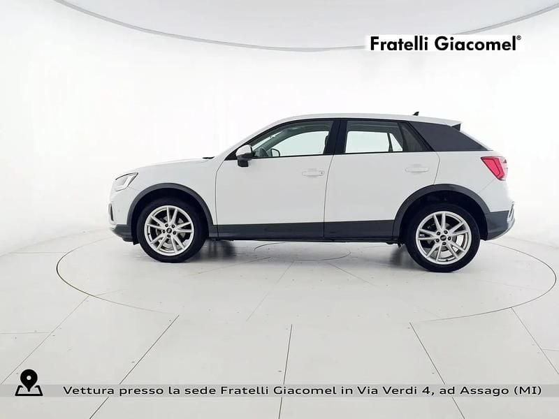 Usata Audi Q2 Admired 116 CV (85 kW) 2021 Bianco ghiacciaio metallizzato SUV
