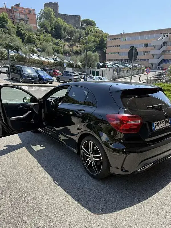 Usata Mercedes A180 Premium 109 CV (80 kW) 2018 Berlina
