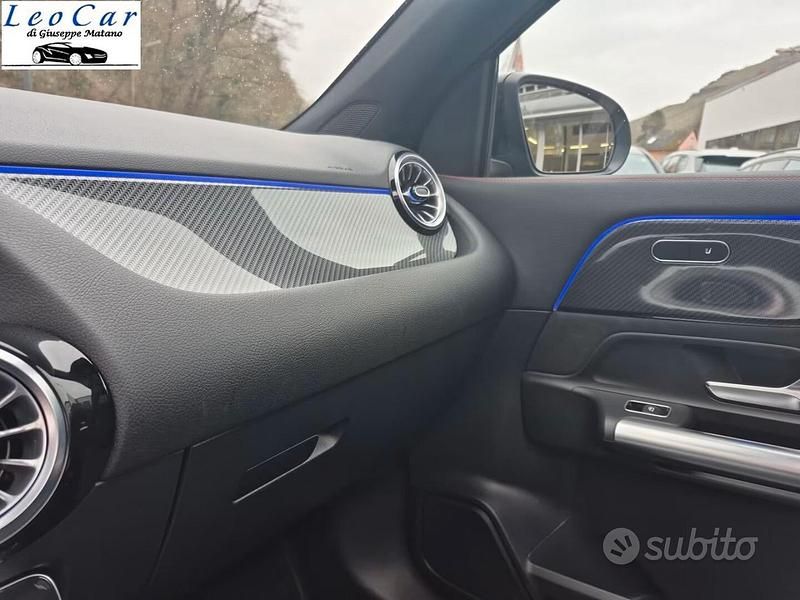 Usata Mercedes GLA200 AMG Line Premium 149 CV (109 kW) 2025 Grigio SUV