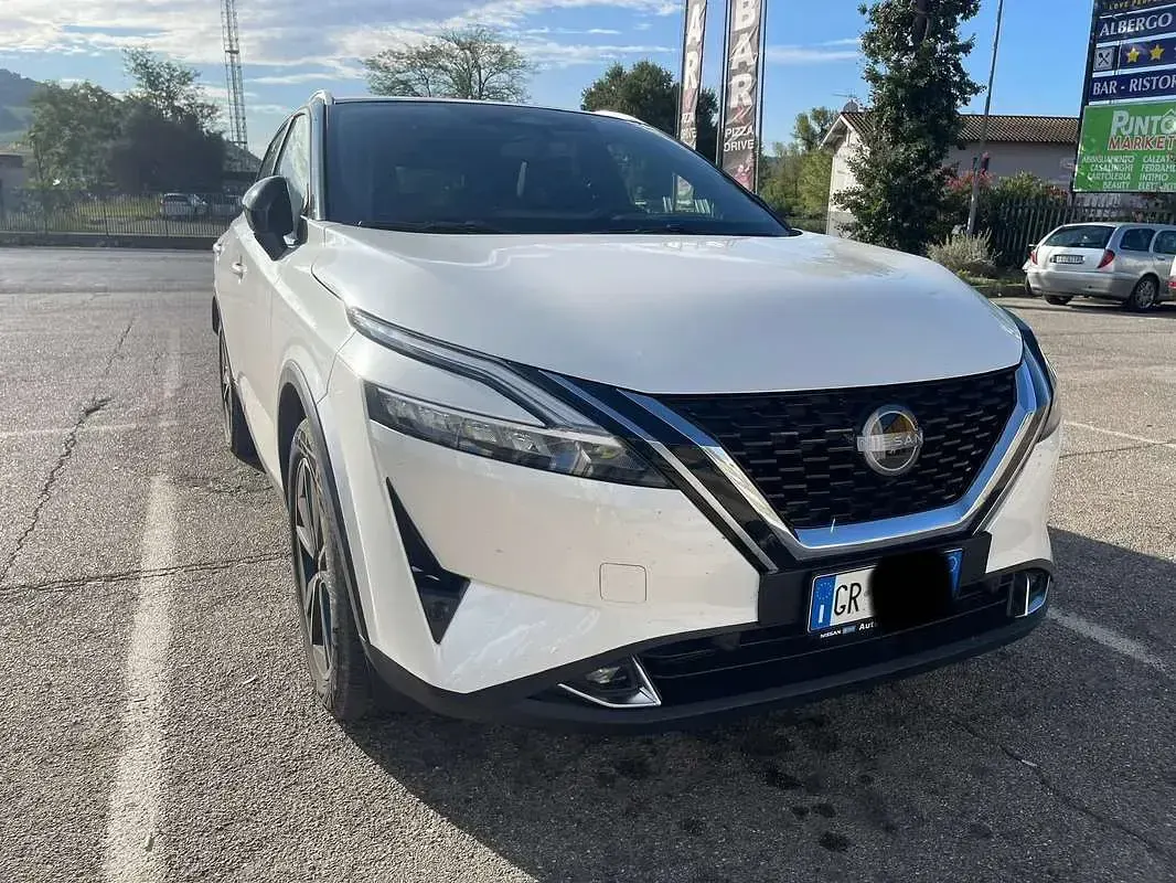 Usata Nissan Qashqai Tekna 158 CV (116 kW) 2023 Bianco SUV