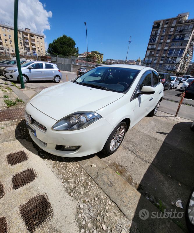 Usata Fiat Bravo 120 CV (88 kW) 2012 Bianco Utilitaria