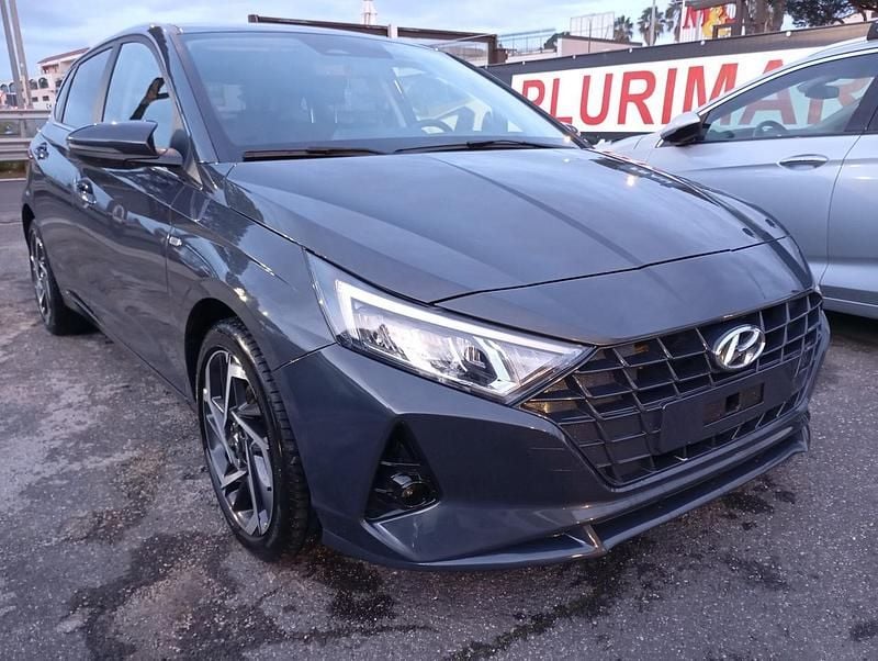 Usata Hyundai i20 101 CV (74 kW) 2023 Grigio Berlina