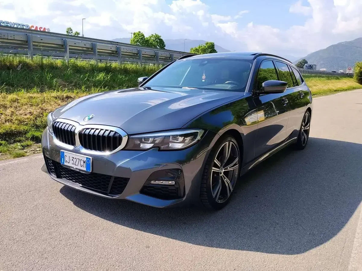 Usata BMW 320 M Sport 190 CV (139 kW) 2022 Grigio Station wagon