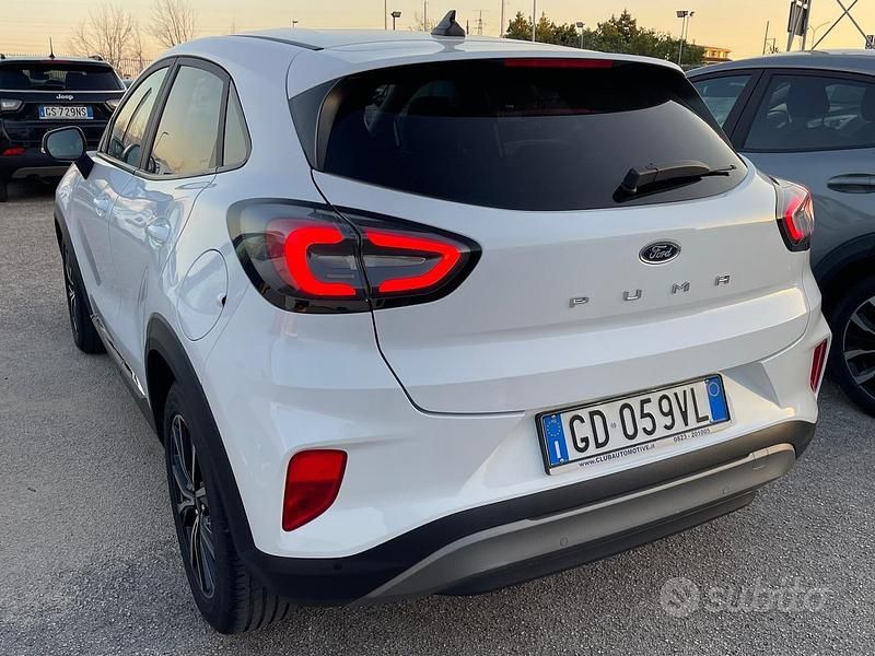 Usata Ford Puma Titanium 120 CV (88 kW) 2020 Bianco SUV