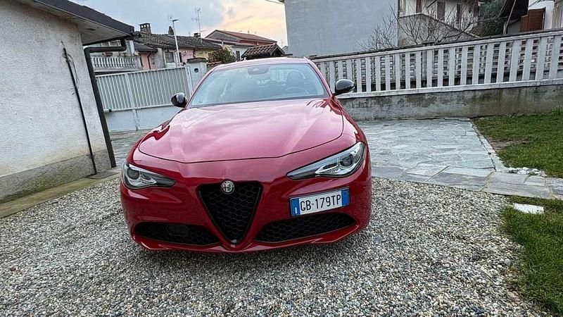 Usata Alfa Romeo Giulia Sprint 160 CV (117 kW) 2020 Other Berlina
