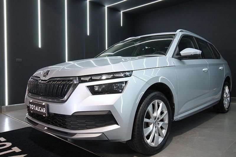 Usata Skoda Kamiq Style 110 CV (80 kW) 2022 Argento SUV
