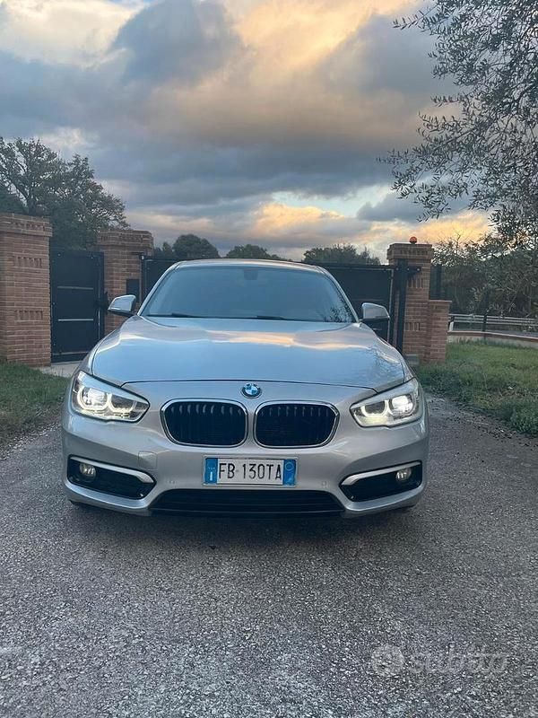 Usata BMW 120 Advantage 190 CV (139 kW) 2016 Argento Utilitaria