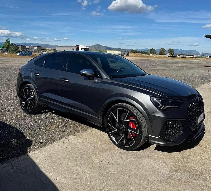 Grigio Usata 2021 Audi RS Q3 Performance SUV | 44.000 € (Buon prezzo) - Immagine 1/4