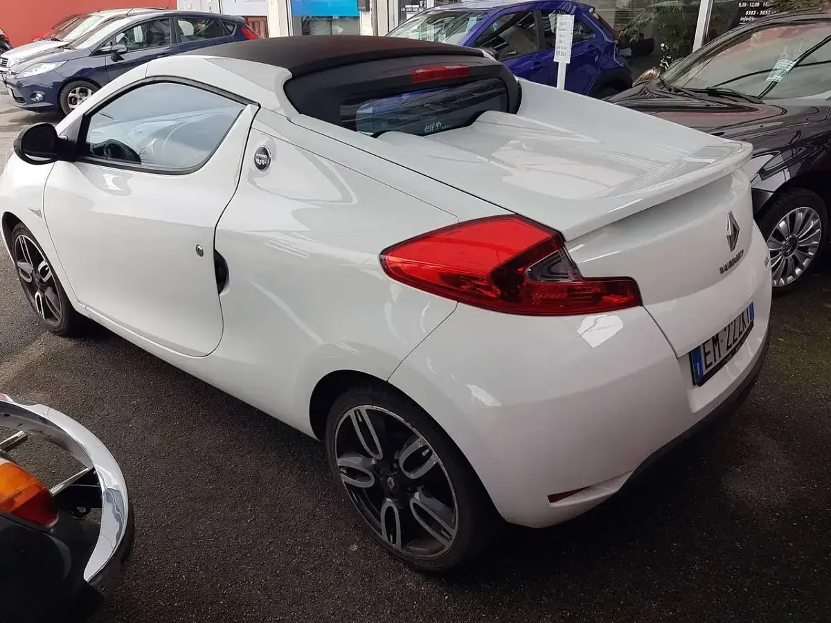 Usata Renault Wind 101 CV (74 kW) 2012 Bianco Cabrio