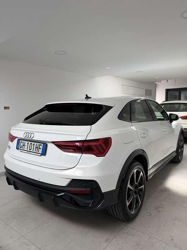 Usata Audi Q3 Sportback S-Line 150 CV (110 kW) 2022 Bianco SUV