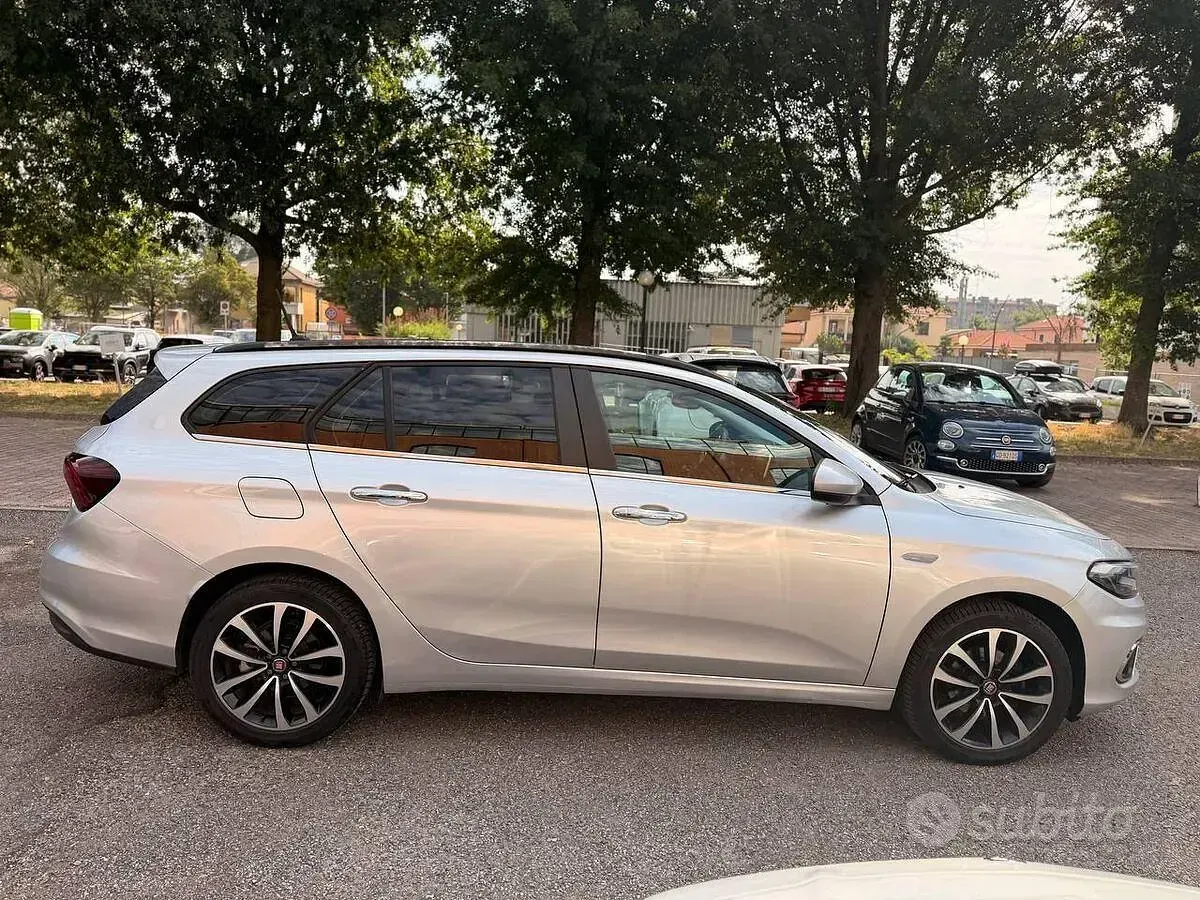 Usata Fiat Tipo Lounge 120 CV (88 kW) 2020 Grigio Station wagon