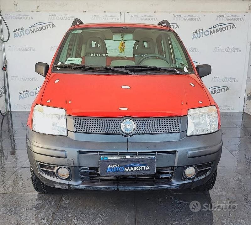 Usata Fiat Panda 4x4 Climbing 2006 Utilitaria