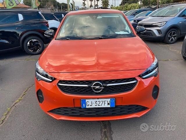 Usata Opel Corsa Edition 75 CV (55 kW) 2022 Arancione Utilitaria