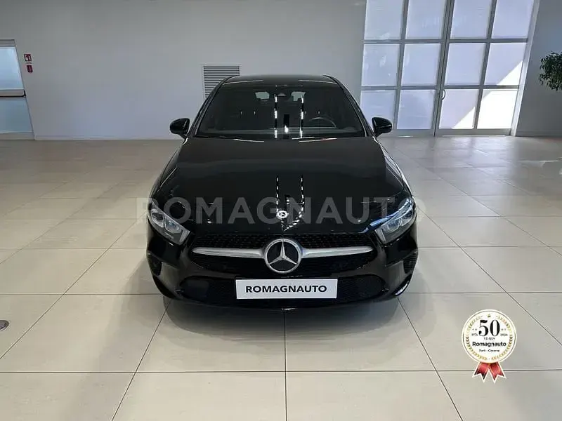 Usata Mercedes A180 116 CV (85 kW) 2021 Nero Utilitaria