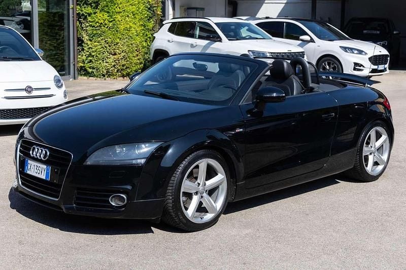 Usata Audi TT Roadster S-Line 160 CV (117 kW) 2011 Nero Cabrio