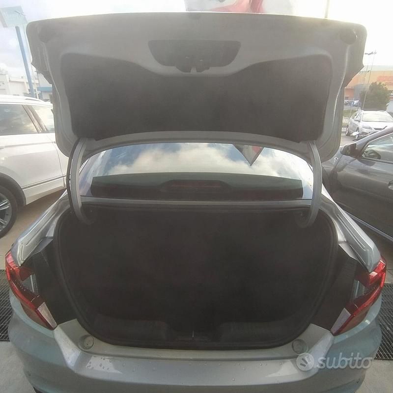 Usata Fiat Tipo 100 CV (73 kW) 2021 Grigio Berlina