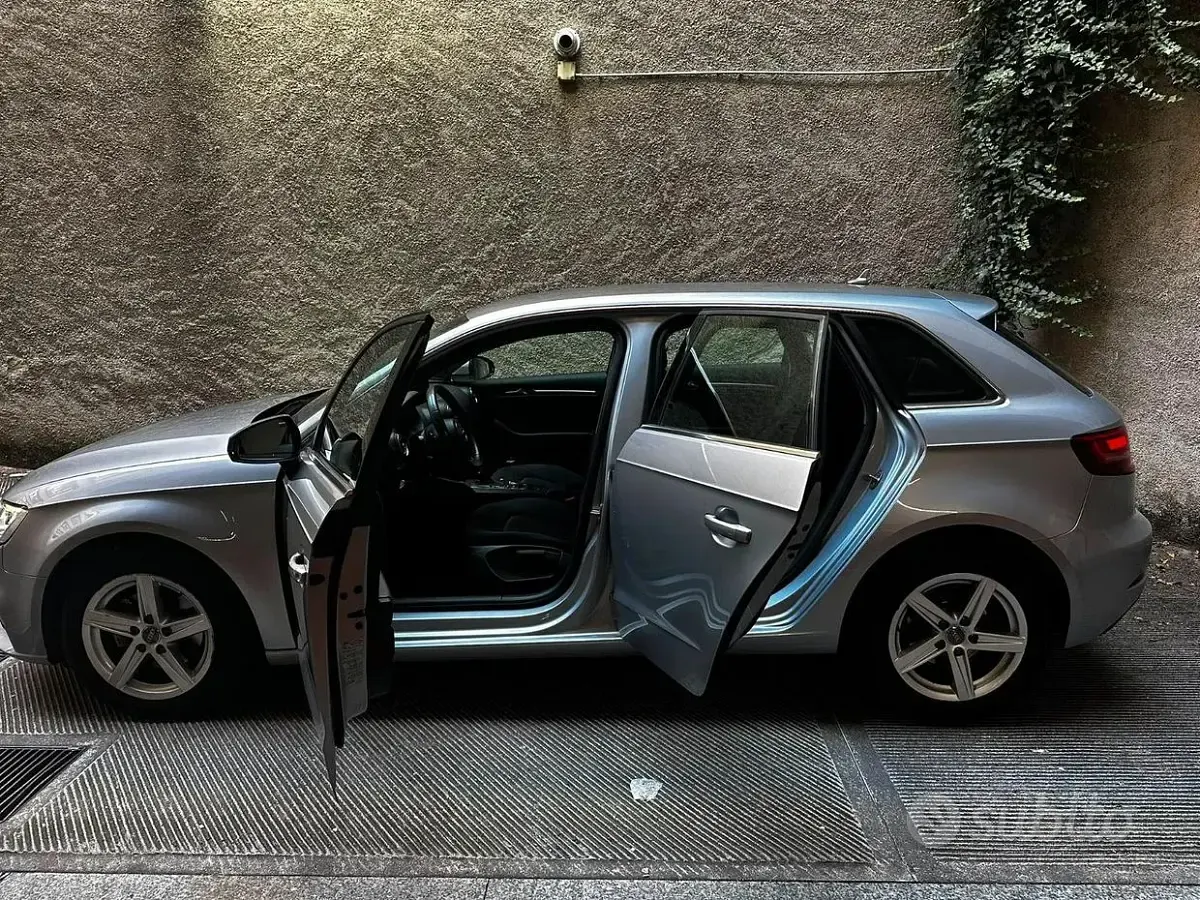 Usata Audi A3 116 CV (85 kW) 2018 Grigio Berlina