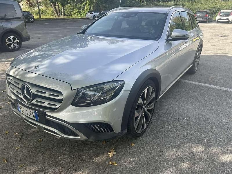 Usata Mercedes E220 All-Terrain Premium 194 CV (142 kW) 2017 Station wagon