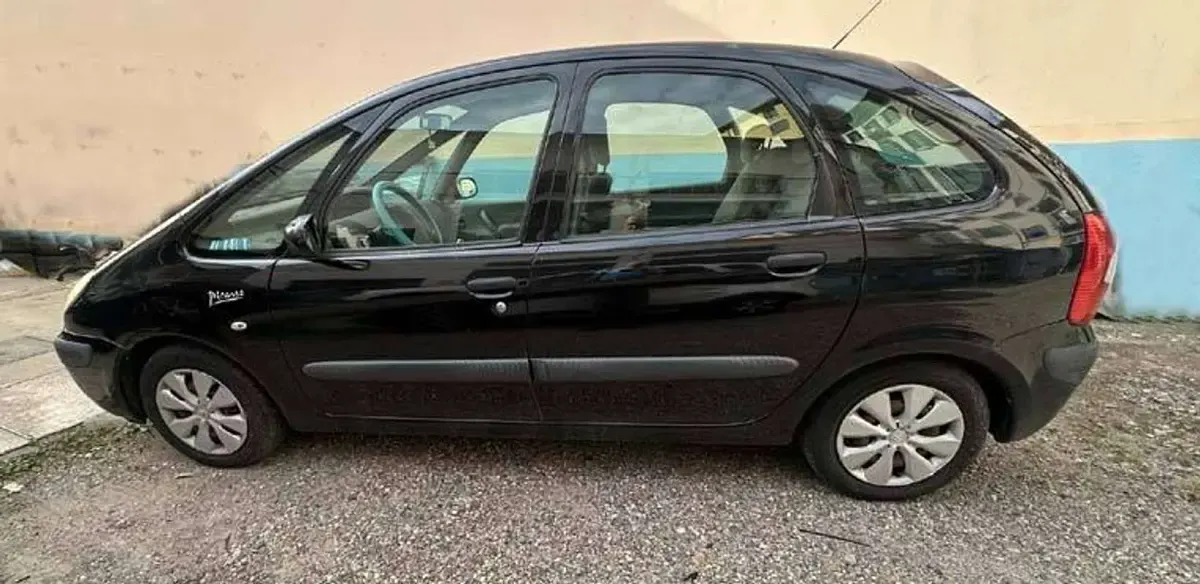 Usata Citroën Xsara Picasso 109 CV (80 kW) 2006 Nero Monovolume