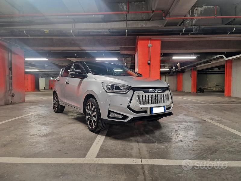 Usata EVO Evo 3 113 CV (83 kW) 2022 Grigio SUV