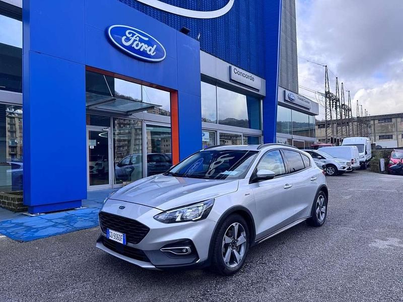 Usata Ford Focus Active 120 CV (88 kW) 2021 Argento Berlina