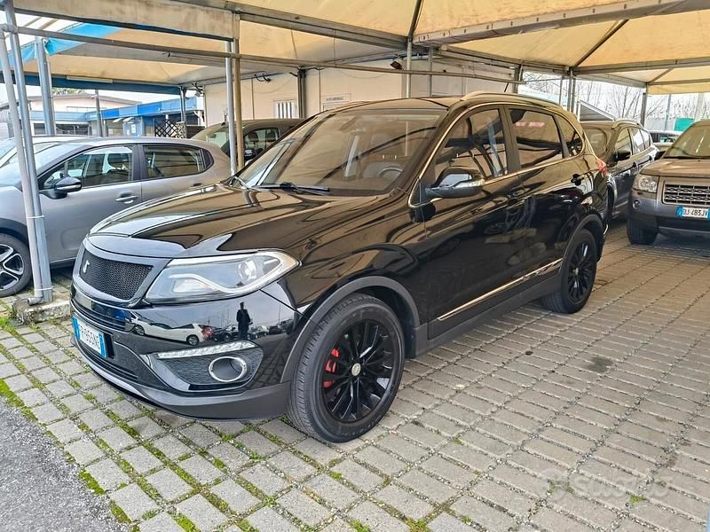 Usata DR DR6 150 CV (110 kW) 2018 Nero SUV