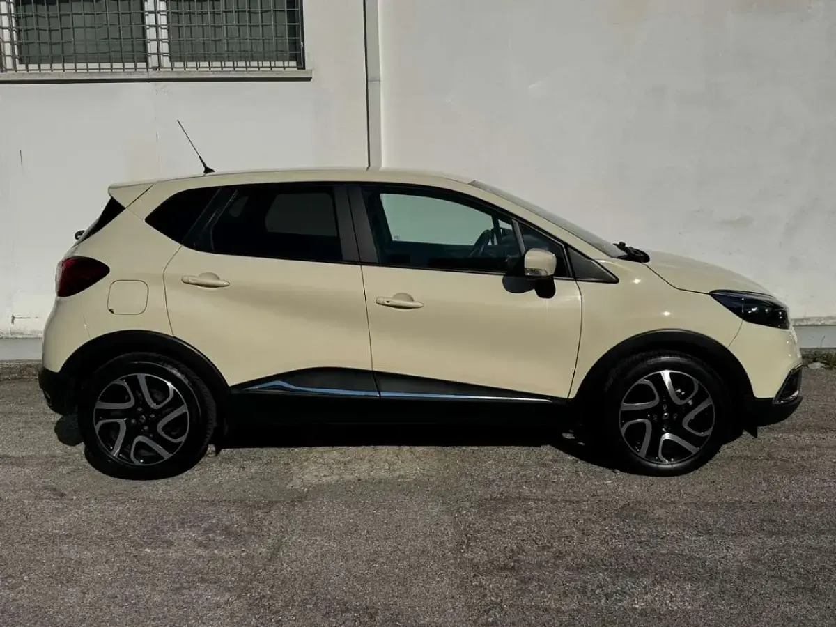 Usata Renault Captur 90 CV (66 kW) 2014 Other SUV