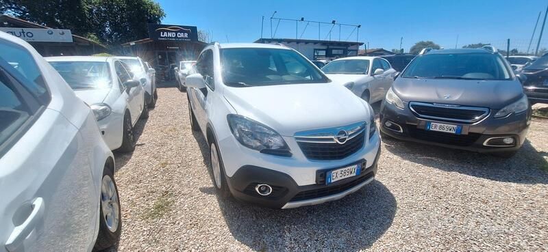 Bianco Usata 2013 Opel Mokka SUV | 7900 € (Ottimo prezzo) - Immagine 1/4