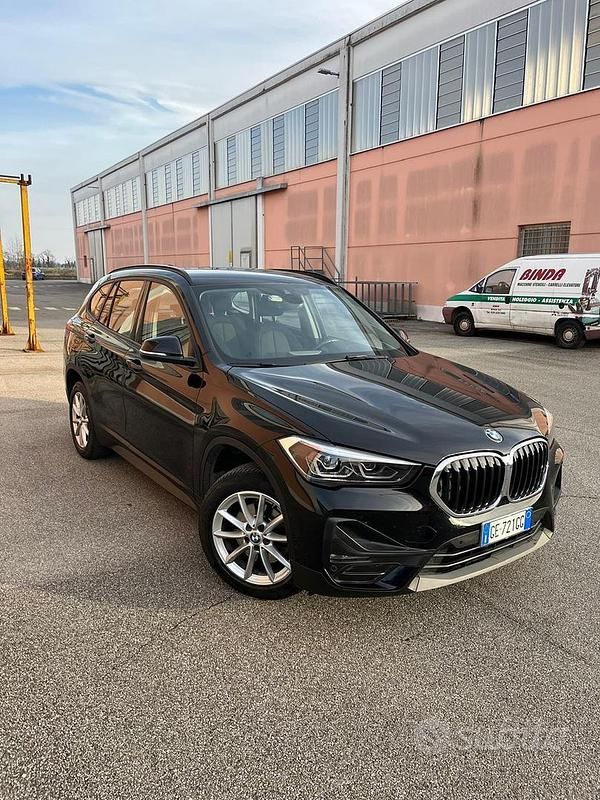 Usata BMW X1 Advantage 150 CV (110 kW) 2021 Nero SUV