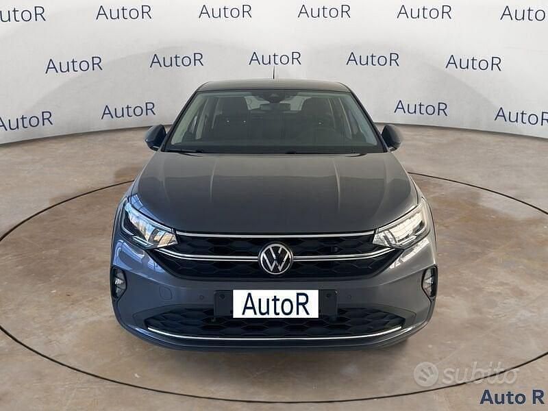 Begagnad VW Taigo Life 115 HK (84 kW) 2024 Grå SUV