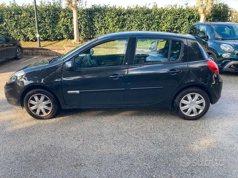 Usata Renault Clio II 2010 Nero Berlina