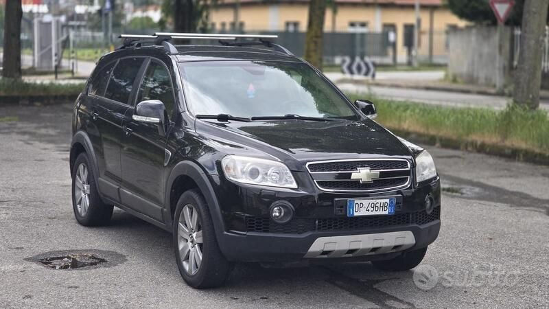 Usata Chevrolet Captiva 2009 Nero SUV