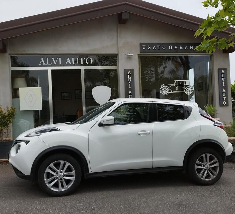 Usata Nissan Juke Tekna 110 CV (80 kW) 2015 Bianco SUV