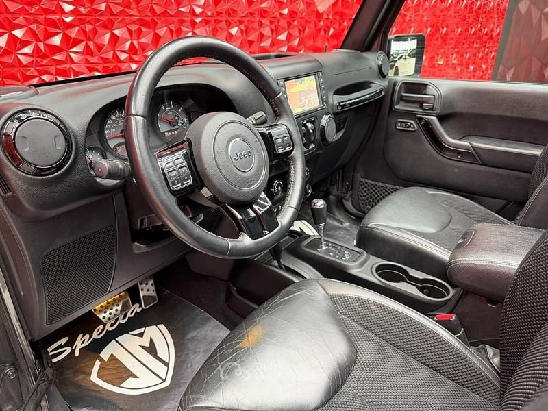 Usata Jeep Wrangler Night Eagle 200 CV (147 kW) 2018 Gray SUV