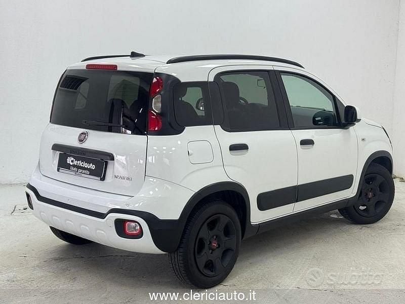 Usata Fiat Panda Cross Cross 69 CV (50 kW) 2024 Bianco Utilitaria