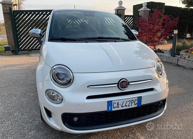 Begagnad Fiat 500 Rock 69 HK (50 kW) 2019 Vit Sedan
