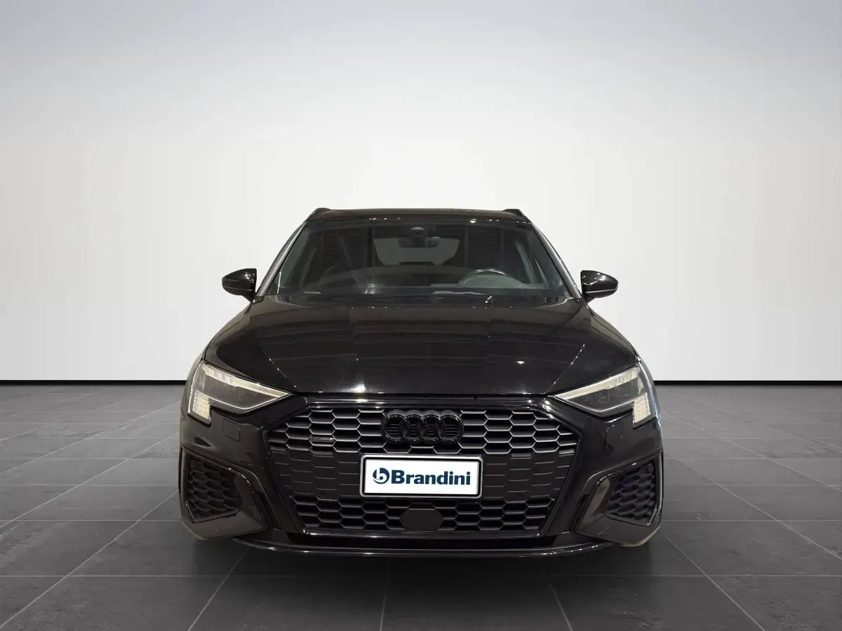 Usata Audi A3 S-Line 200 CV (147 kW) 2022 Nero Berlina